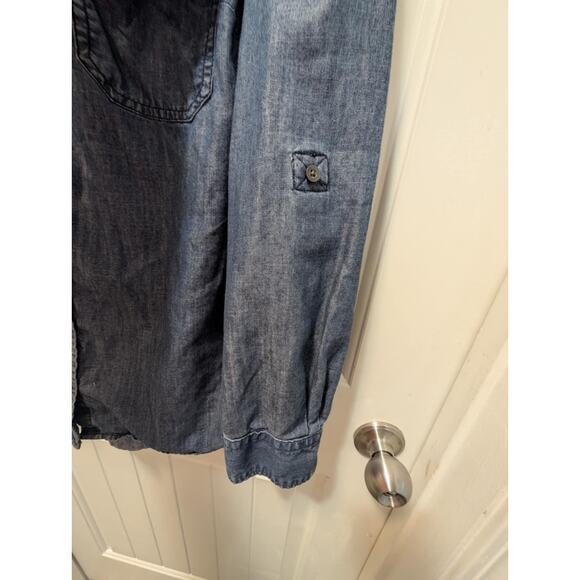 Talbots Women's Lightweight Dark Denim Long Sleeve Button Down Shirt Size M - Picture 3 of 7